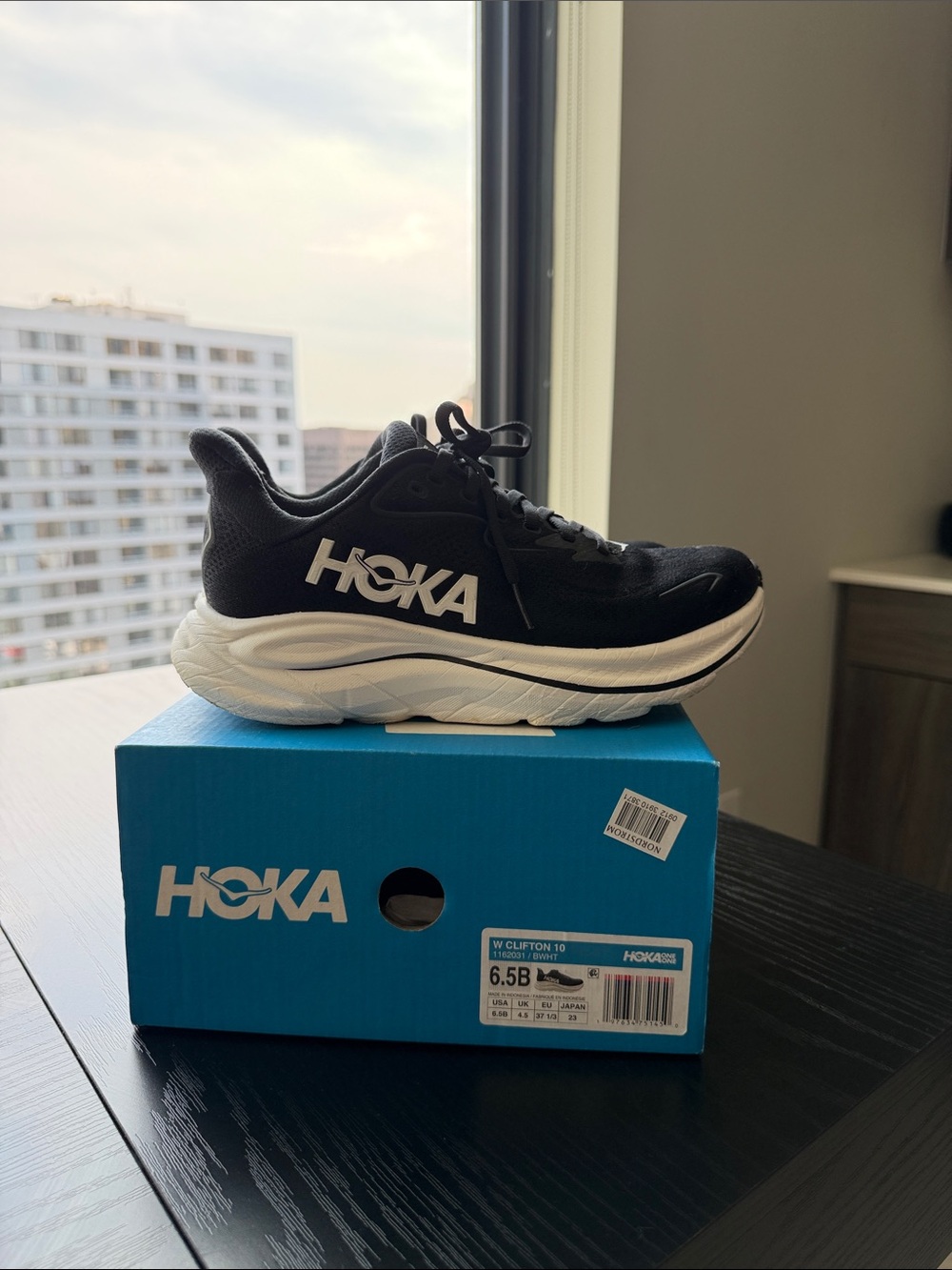 Women’s Black and White Clifton 10 Running Shoe